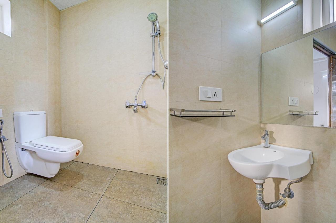 Hotel Vaccinated Staff- Capital O 74715 Phoenix Holidays Kochi Zewnętrze zdjęcie
